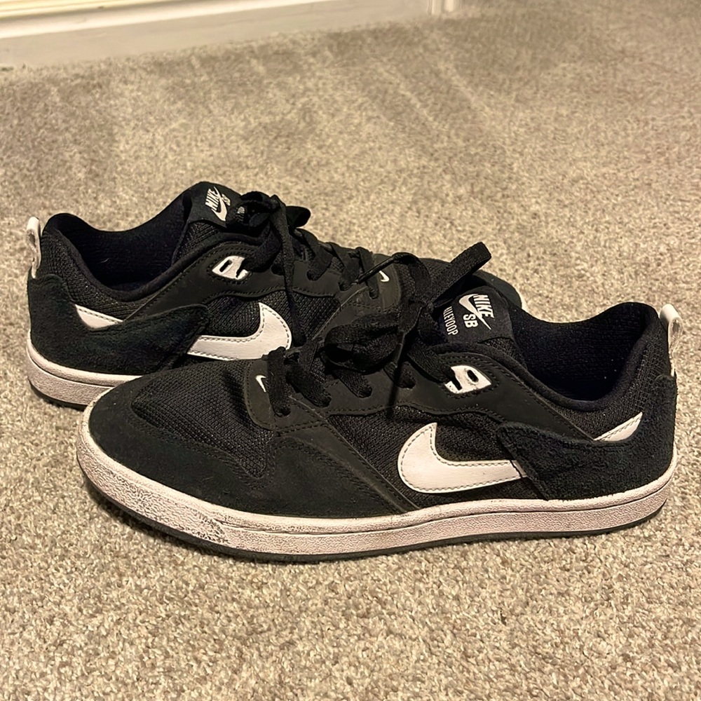Nike SB Alleyoop size Mens8